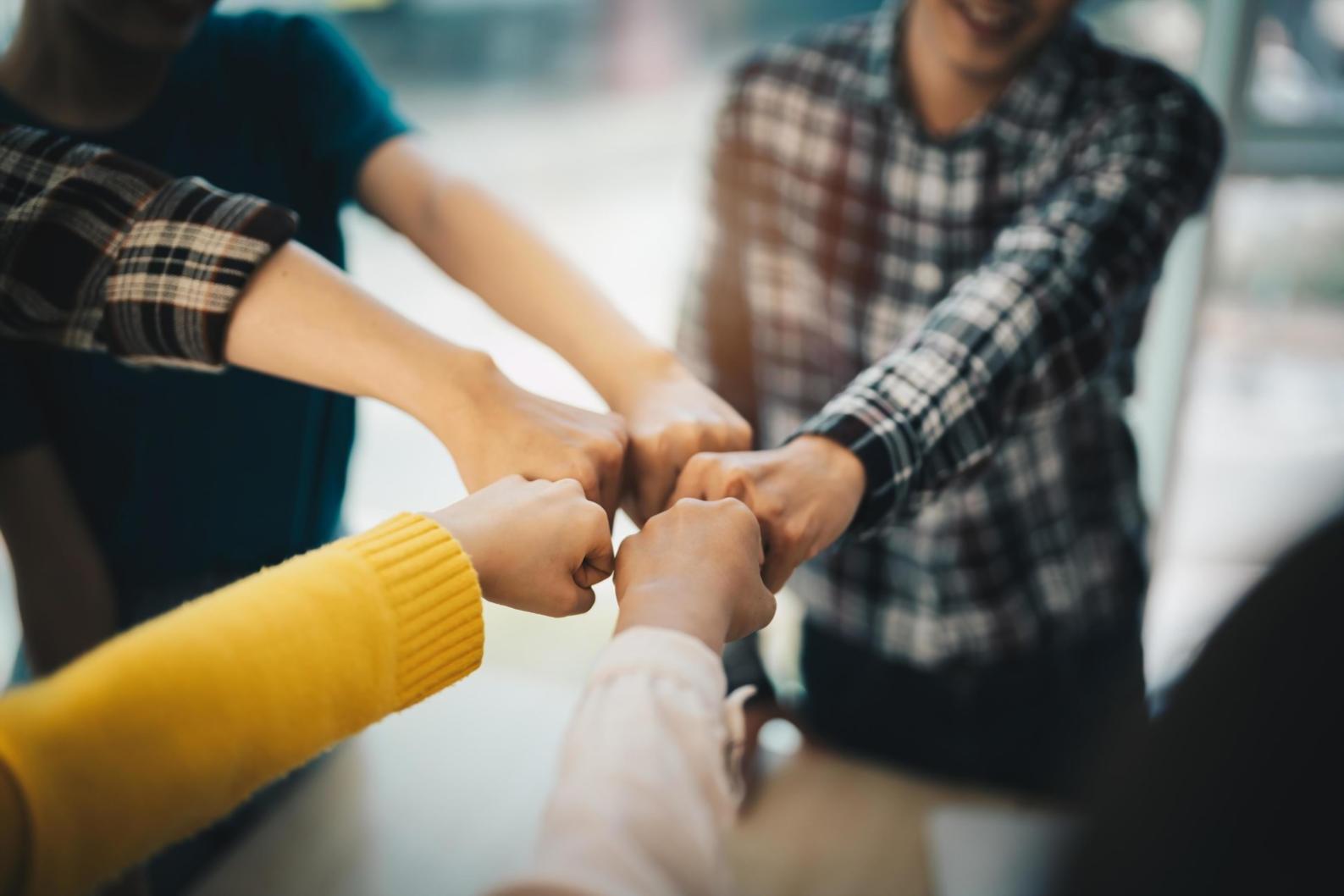 Formation en gestion financière avec documents budgétaires et outils d'analyse